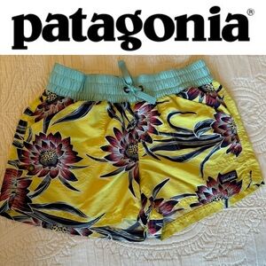 Patagonia Girls Costa Rica Baggies Shorts Size Medium